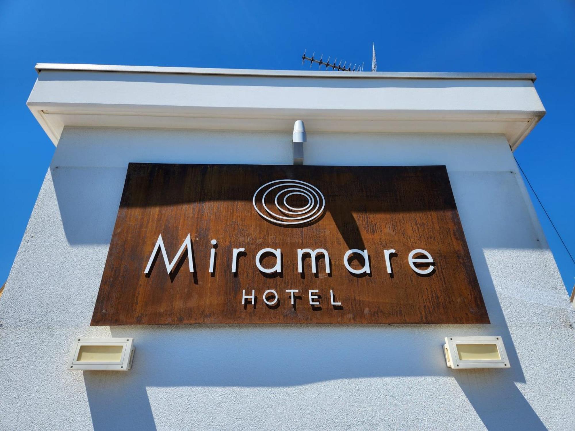 Hotel Miramare Pineto Bagian luar foto