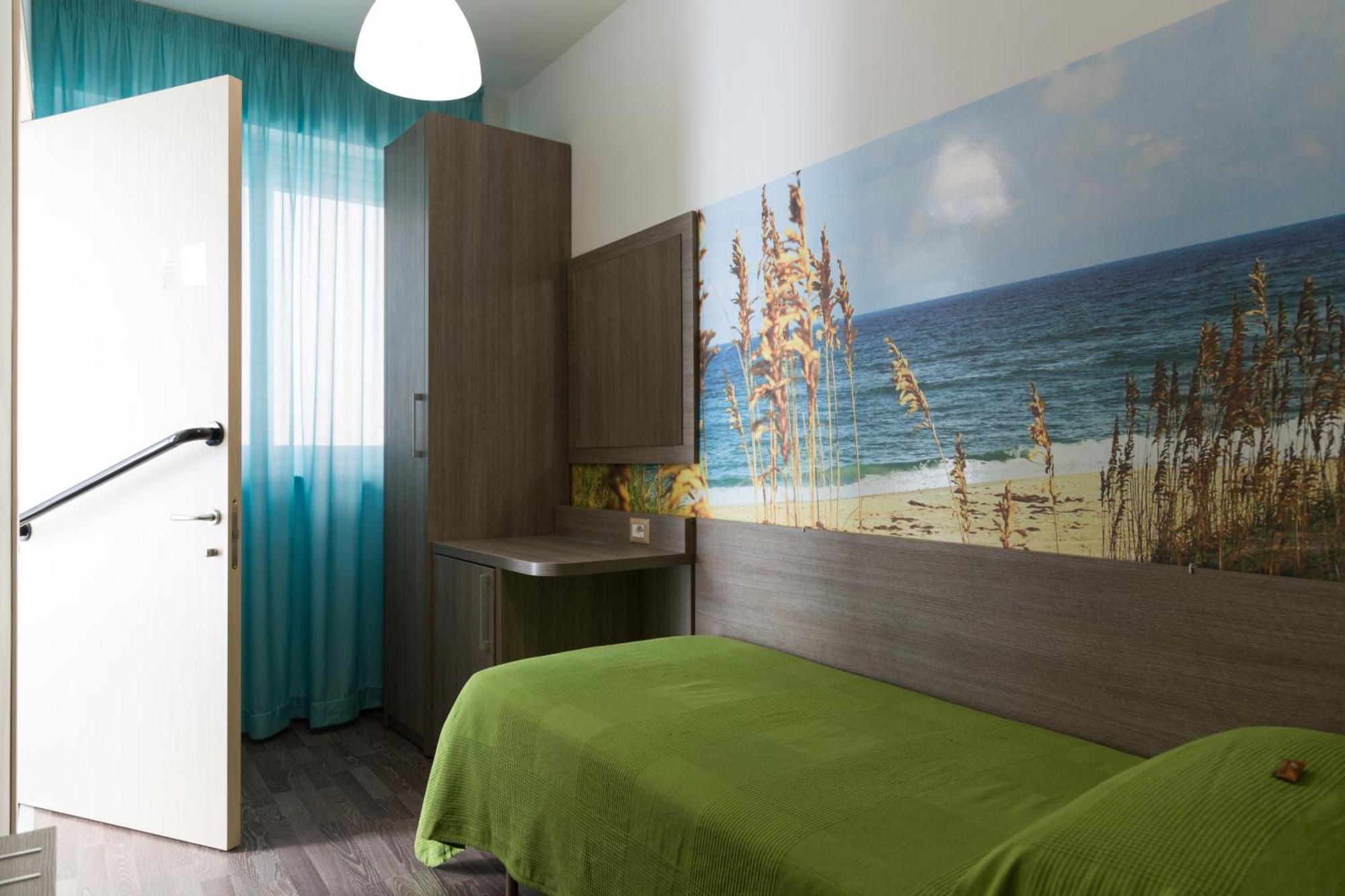 Hotel Miramare Pineto Bagian luar foto